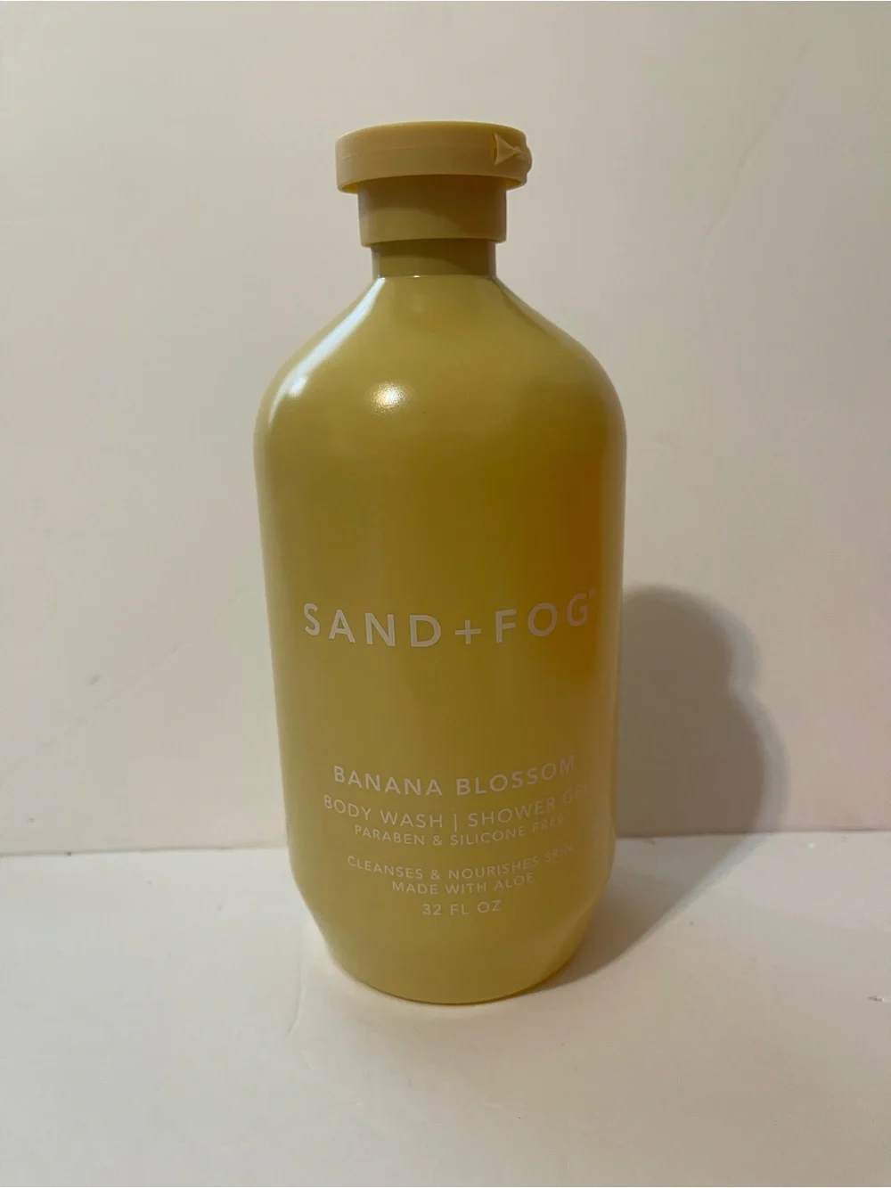 Sand + Fog “Banana Blossom” Body Wash 32 oz - NWT **